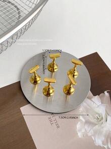 美甲装饰品，跨境热销圆形、方形、多边形金属磁性底座美甲展示架，指甲油架，韩式美甲用品，摄影道具，DIY配件