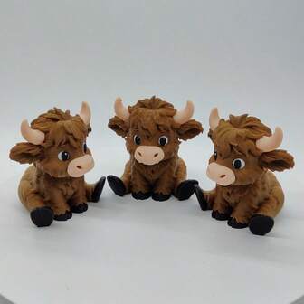 1pc 3D Printed Seated Highland Cow - Adorable Desk Pet For Office Cuteness & Farmhouse Aesthetic Fans - Charming Decor For Birthdays, Housewarmings & Farm Themed Parties, Modern Farm Decor For Minimalist Shelves(Random Shipment)