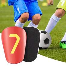 1 Pair Mini Size Football Shin Guards With 7 Number, Thick Impact-Resistant Leg Protector, Comfortable & Lightweight, Durable Criss-Cross Design, Suitable For Training And Match, Football Accessory - Red - View 2