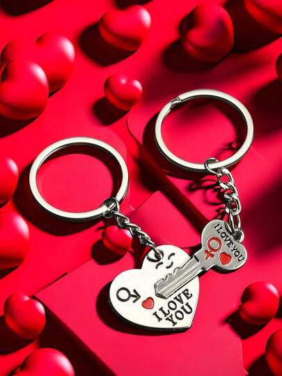 2pcs/Set Valentine's Day Couple Keychains Creative Surprise Heart Keychains With Words 'i Love U' Made Of Metal, Red, For Proposal, Wedding, Gift, Wholesale, Suitable For Sending Couples, Lovers, And Confessing To Your Significant Other
