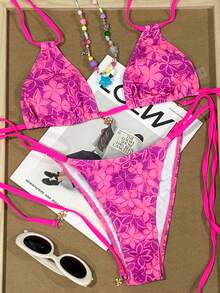 بكيني قطعتين مكون من ملابس علوية بحزام رقبة وسفلي بسحاب، بطبعات زهور باللون الوردي والبنفسجي، طراز شاطئ استوائي للعطلات - متعدد الألوان - مشاهدة 1