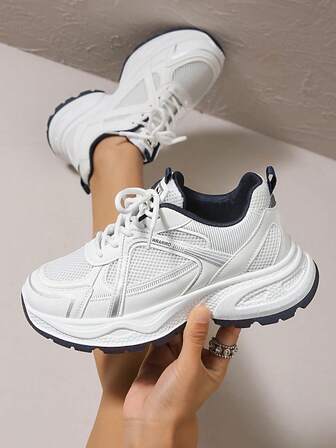 1 Pair Women's Thick Sole Chunky Sneakers, All Season, Flat Mesh Round Toe Versatile White Casual Shoes, Outdoor Lace-Up Fashion Sneakers