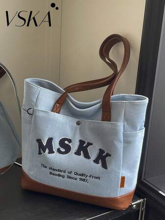 Cowhide PU Handbag | Retro Workwear Aesthetics Interpreted In Two Colors --Top Layer Leather Trim Embroidered Badge A Complete Set Of Equipment Unlock The Versatile Fit For Daily And Commuting Multi-Functional Structure Design, Leather Base Wear-Resistant The Light Blue Model Is Paired With Metal Ring Buckles,