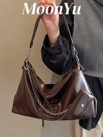 女士单肩包手提包流浪包新月包金属链条时尚个性大容量咖啡色挂件小包