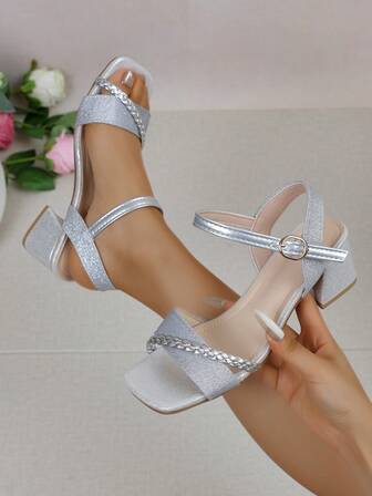 Sandalias de tacón cuadrado con purpurina plateada para adolescentes, tacones altos con correa de tobillo y hebilla dorada, zapatos de plataforma para vestir, fiesta, baile de graduación y uso casual