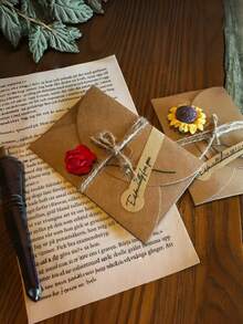 1 Set Kraft Paper Greeting Cards, Invitations With Dried Flowers And Envelopes, Suitable For Weddings, Graduations, Holidays, Birthdays, Parties