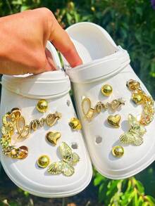 14pcs DIY Garden Shoes Decorations - Gold Heart, Star, Butterfly Rhinestone Chain Clips, Removable Accessories Suitable For Beach Shoes, Hollow Shoes, Seasonal Gifts - Gold - View 2
