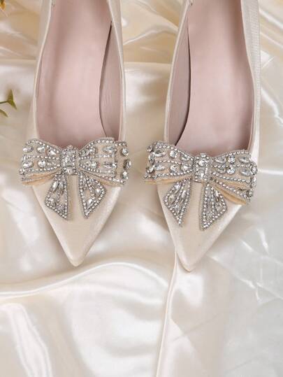 2 st. avtagbara skodekorationer, skoklämmor i silver och aprikosfärgad rosett med strass, moderiktiga och eleganta lyxiga skotillbehör för höga klackar, skor, sneakers, vardagsskor, fest, bröllop