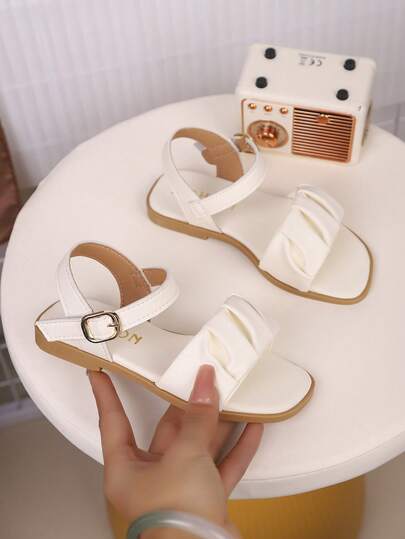 1 Đôi dép đế bằng da PU thoải mái cho trẻ em, thích hợp cho mùa hè