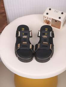 儿童PU皮厚底拖鞋一双，时尚简约，适合夏季穿着 - 黑色 - 查看 3