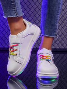 1双可爱卡通LED发光透气运动鞋，男女童均适用 - 休闲、减震、四季皆宜防滑户外跑步和步行鞋 - 白色 - 查看 8