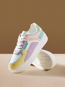 Women's Fashionable & Versatile Low-Top White Sneakers, Thick Sole, Breathable, Non-Slip, Soft Bottom, Student White Sports Casual Skateboard Shoes