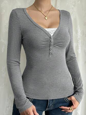 GAOVOT Women's T-Shirt Y2K Spring & Summer Casual Daily Sexy Solid Color Lace Contrast Color Fitted Long Sleeve Sexy V-Neck Top, Suitable For Valentine's Day Wear