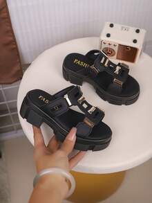 儿童PU皮厚底拖鞋一双，时尚简约，适合夏季穿着 - 黑色 - 查看 2