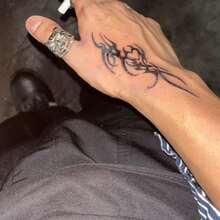 1pc 7-14 Days Lasting Herbal Temporary Tattoo, Halloween Knife Edge Mysterious Design Tattoo Sticker, Cool & Personalized For Men, Waterproof Temporary Tattoo Sticker Suitable For People