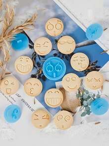 13件套创意饼干模具套装，趣味卡通圆形饼干模具，含12个印章和1个圆形压花工具，塑料材质，DIY烘焙装饰用品