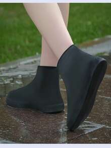 可重复使用防水防滑加厚乳胶鞋套，耐用雨鞋保护套，男女通用保暖，适合闺蜜节、宠物派对、嘉年华等场合。