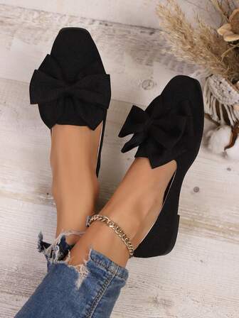 女士新款方头纯色通勤学院风蝴蝶结平底乐福鞋，软底防滑，适合派对和假日穿着