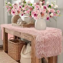 1pc Spring Summer Fall Winter Soft Plush Faux Fur Table Runner, White, Pink- 13x36 Inch, 13x72 Inch Winter Christmas Home Decor,Holiday Party Dining Table Cover For Coffee Table & Dresser, White Fuzzy Festive Birthday Decoration,Christmas Theme Tablecloth,Holiday Kitchen Dining Table Decoration For Home Party Decor,Room Decoration, Holiday Party Decoration,Holiday Dining Indoor/Outdoor Use - 粉紅色桌旗 - 查看 4