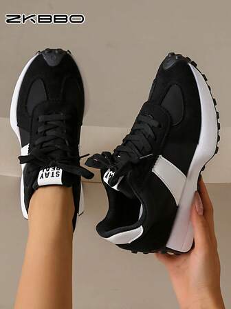 ZKBBO Chaussures de sport décontracté pour femmes, baskets rétro légères antidérapantes et confortables pour le fitness, la course à pied, toutes saisons