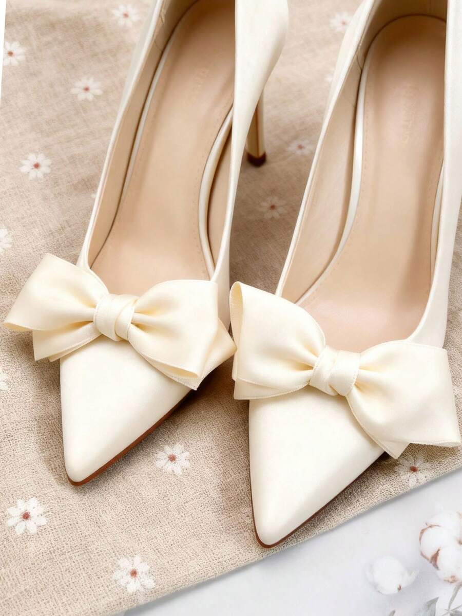 Suricat 1 Pair (2 Pieces) Of Detachable DIY Shoe Clips With A White Bow Design. These Stylish And Elegant Women's Shoe Accessories Are Suitable For High Heels And Low-Cut Shoes, And Are Perfect For Office, Business, And Dating Occasions.