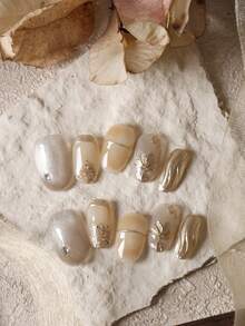 10pcs Acrylic Press On Nails Golden Cat's Eye Flower Short Nail Fake Nails Artificial Nails Kit Includes 1sheet Adhesive Tabs &1 Pc Mini File