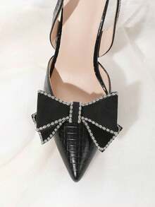 一对优雅水钻蝴蝶结鞋夹，适合高跟鞋，时尚鞋履配饰