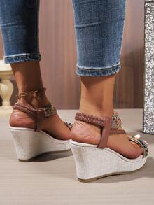 女士串珠波西米亚风厚底沙滩凉鞋，适合海滩、派对和工作场合。 - 棕色 - 查看 4