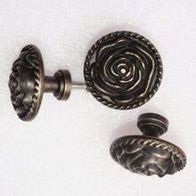 Vintage Rose Cabinet Knobs, Antique Bronze Cupboard Dresser Door Pull Round Zinc Alloy Knob Flower Drawer Handles With 3 Sized Screws For Furniture Kitchen Cupboard Closet Wardrobe - Bronze - View 4