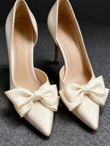 Suricat 1 Pair (2 Pieces) Of Detachable DIY Shoe Clips With A White Bow Design. These Stylish And Elegant Women's Shoe Accessories Are Suitable For High Heels And Low-Cut Shoes, And Are Perfect For Office, Business, And Dating Occasions.