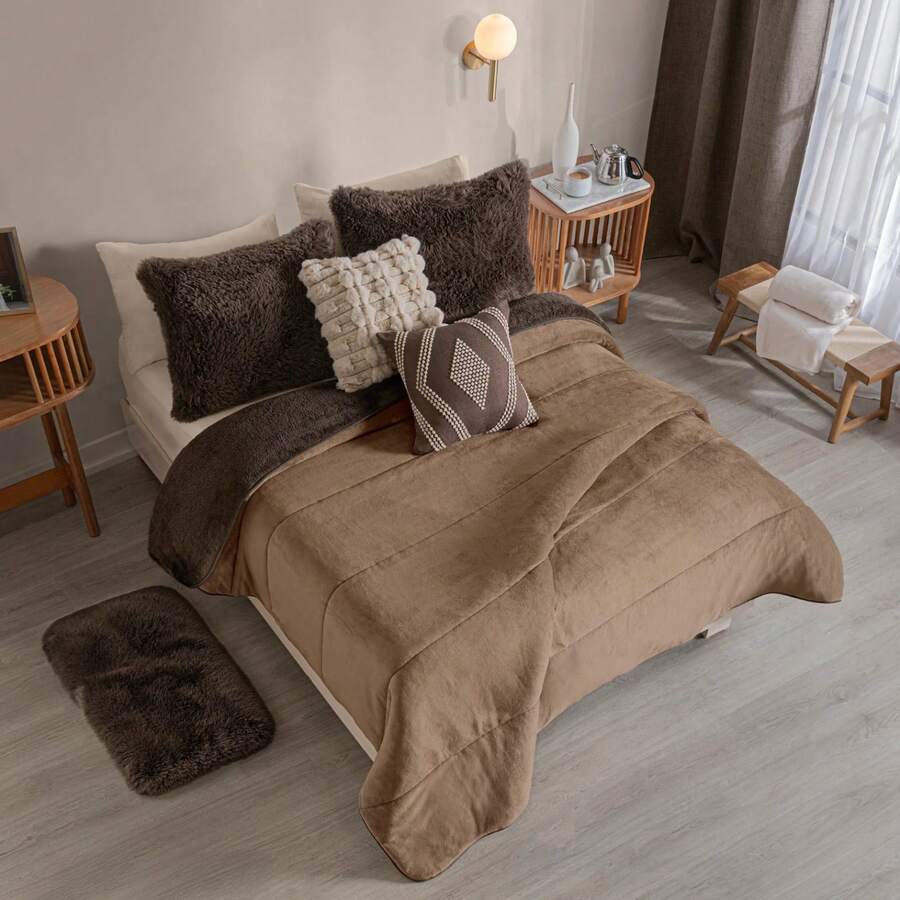 DECO HOGAR Cobertor Aborregado Invernal Super Suave Cafe Latte Disponible en Tamaño Matrimonial y King Size Calidad Premium. - Café integral - Ver 1