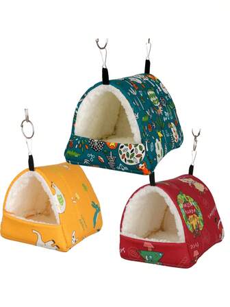 1个卡通印花保暖绒三角睡窝，适用于鹦鹉、仓鼠、龙猫、松鼠等宠物，秋冬季宠物床