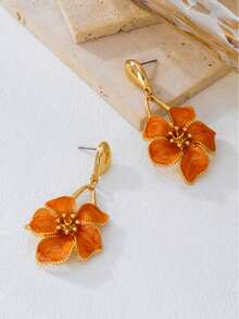 1 Pair Fashionable Gold Flower Design Elegant & Slimming Long Earrings Accessories For Women - Multicolor - View 5