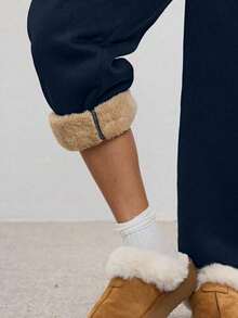 女士户外保暖内衬慢跑裤，适合秋冬季休闲穿着，保暖舒适，抵御寒冷天气 - 藏蓝色 - 查看 3