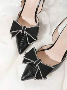 一对优雅水钻蝴蝶结鞋夹，适合高跟鞋，时尚鞋履配饰