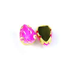 20 Stück tropfenförmige goldene Boden D-Klaue Mocha Glas Strass 10*14mm Dekoration DIY Multifunktional Glänzende Dekorationen Kunstwerke Nähen geeignet für Kleidung und Hüte Auto Feiertag Party Geschenke - Verschiedenfarbig - Übersicht 10