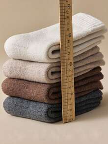 1/5 双随机男士纯色字母保暖加厚舒适休闲商务中筒袜 - 彩色 - 查看 4