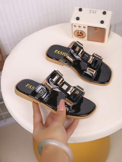 2026 New Children's Fashion Casual One-Piece Sandals, Neutral Style, Design, Suitable For Summer. Stylish, Elegant, Simple, High-Quality Children's Footwear.