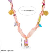 Colorful, Randomly Printed Silk Scarves And Ribbons Tied With Knots To Create A Necklace With Various Elements Such As Hearts, Moons, Suns, And Flowers. - 彩色 - 查看 9