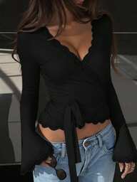 Sexig V-ringad långärmad blus med blommig spetskant och knytband framtill för kvinnor