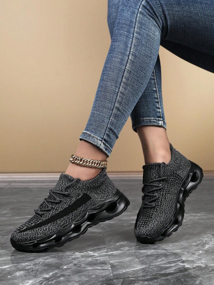 Women's Gray Round Toe Lace-Up Mesh Sneakers, Casual College Style Hollow Outsole Breathable Running Shoes - Grey - View 1