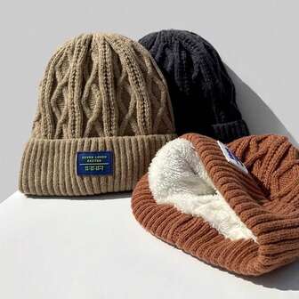 1pc Velvet Knitted Hat For Women, Winter Velvet Warm Cycling Ear Protection Hat, Korean Version Letter Versatile Knitted Hat For Men, Neutral Style, Casual Style, Gift For Lovers, Close Friends, Relatives, Christmas Gift, New Year Gift