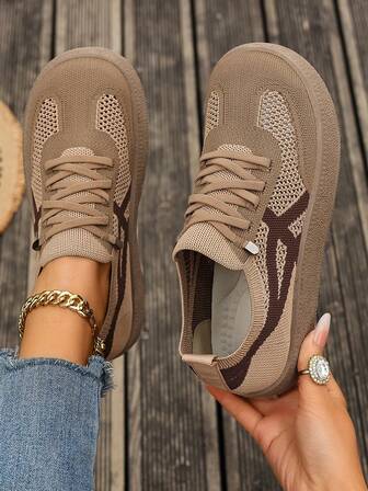 Zapatillas casuales versátiles para mujer, zapatillas minimalistas y cómodas para uso diario y desplazamientos, zapatillas retro clásicas de caña baja, diseño de malla antideslizante y resistente al desgaste, zapatos con cordones de estilo universitario