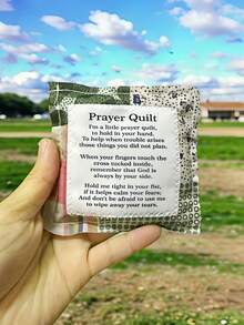 带十字架的祈祷毯，口袋大小的迷你祈祷毯，手工制作的十字架口袋祈祷毯，饰有鼓舞人心的圣经经文 - 完美的基督教礼物，适合复活节、感恩节、圣诞节、新年、母亲节，寓意深刻的诗歌设计，涤纶面料，适合洗礼、初领圣体、圣诞节、感恩节、新年和其他宗教场合。 - 多色 - 查看 5