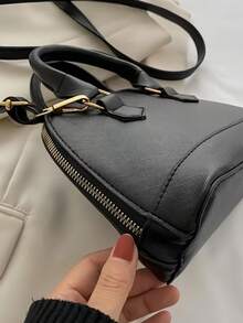 Classic Versatile Fashion Crocodile Pattern Tote Bag, Women's Crossbody Bag Single Shoulder Bag, Simple Leather Handbag Messenger Bags, Dome Top Handle Satchel With Adjustable Shoulder Strap Purse Commuting Briefcase Crossbody Bag - Black - View 7