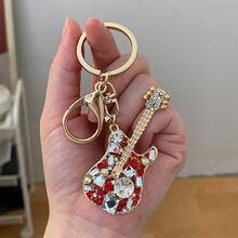 Elegant Guitar Keychain For Women – Stylish Musical Instrument Key Holder, Perfect Gift, Bag Charm Accessory For Daily Use, Car Or Office Keys - Màu đỏ - Xem 3