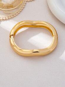 3pcs/1set Minimalist Geometric Asymmetrical Teardrop Shaped Metal Bangle Bracelet Set, Thick Solid Gold-Tone Alloy Material, Suitable For Women - Yellow Gold - View 5