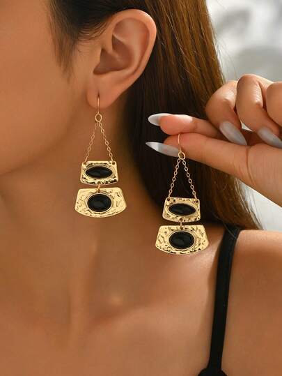 1 par vintage asymmetriska geometriska texturerade örhängen med svart akryl och ädelstenar, metallinläggning, mångsidiga för vardagsbruk, festivaler, fester, fritid och fritid, damsmycken