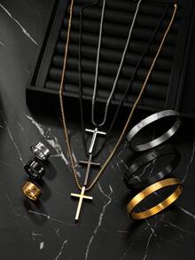 这款时尚休闲的男士不锈钢首饰套装包含三件套：蜘蛛戒指、十字架项链和罗马字母手链，适合男士日常佩戴、节日约会、订婚、婚礼等场合，也是馈赠亲友的理想之选。这款首饰套装可作为礼物送给爱人、丈夫和父亲。 - 3件蜘蛛首飾 - 查看 3
