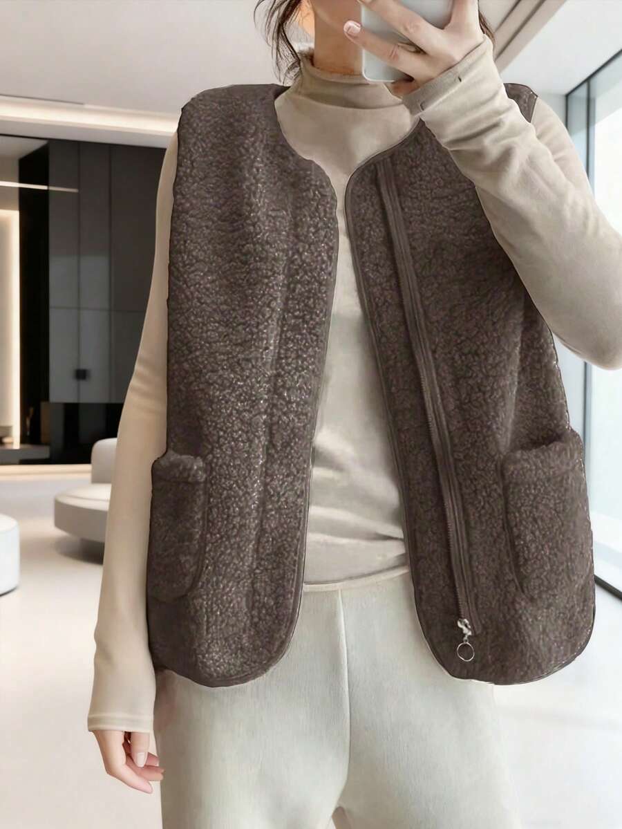 秋冬季仿羊羔绒背心，复古修身轻薄无袖女式外套，纯色